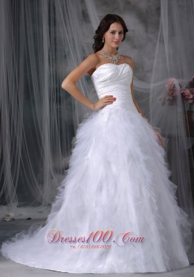 Sweetheart A-line Organza Ruffle Skrit Wedding Dress