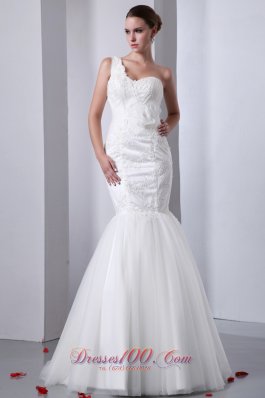 One Shoulder Mermaid Tulle Indoor Wedding Dress