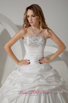 Ball Gown Strapless Court Train Taffeta Wedding Gown