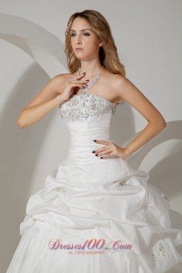 Ball Gown Strapless Court Train Taffeta Wedding Gown