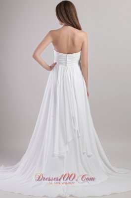 Sweetheart Chapel Train Chiffon Wedding Dress