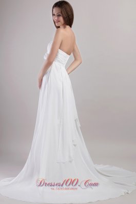 Sweetheart Chapel Train Chiffon Wedding Dress