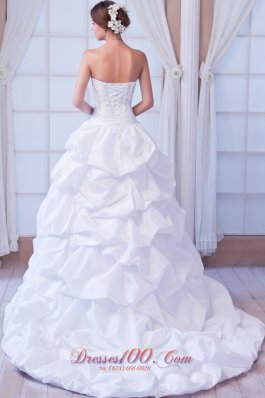 Princess Sweetheart Ball Gown Taffeta Spring Wedding Gown