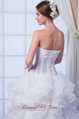 Sweetheart Court Train Organza Beading Wedding Dress