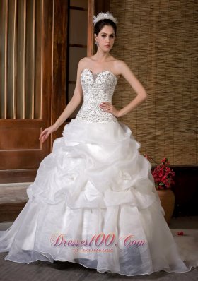 Wedding dresses in illinois