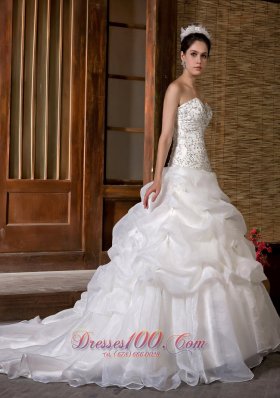 Unique Sweetheart Beading and Pick-ups Wedding Bridal Gown