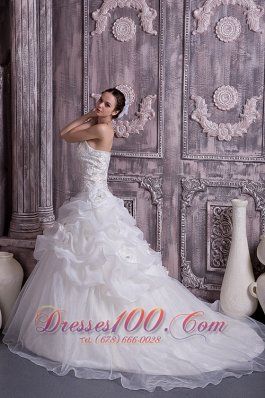 Custom Made Sweetheart A-line Pick-ups Wedding Dress