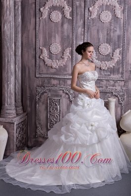 Custom Made Sweetheart A-line Pick-ups Wedding Dress