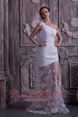 Sexy One Shoulder Sheath Lace Wedding Dress