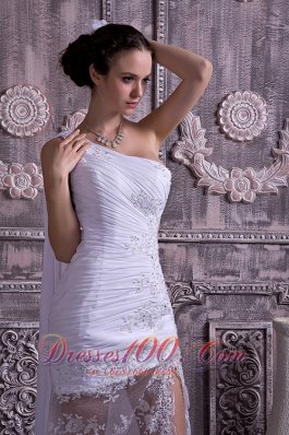 Sexy One Shoulder Sheath Lace Wedding Dress