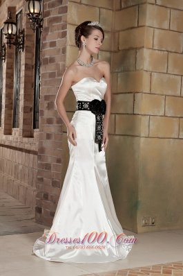 Sweetheart Brush Train Satin Beading Wedding Dress Black Sash