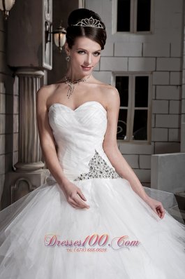 Sweetheart Beading Decorate Layered Wedding Ball Gown