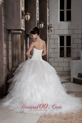 Sweetheart Beading Decorate Layered Wedding Ball Gown