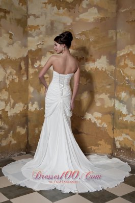 Sweetheart Ruched Court Train Chiffon Beading Wedding Dress