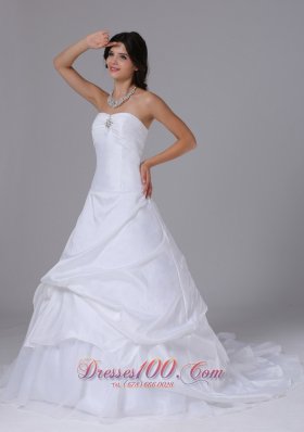 Strapless Ball Gown Wedding Dress Chapel Train Pick-ups