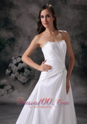 Taffeta A-line Strapless Wedding Dress Chapel Train Beading