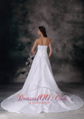 Taffeta A-line Strapless Wedding Dress Chapel Train Beading