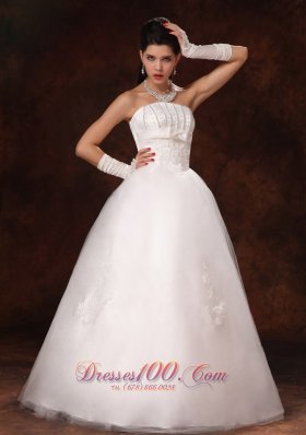 Custom Made Nice Floor-length Wedding Gown with Beading