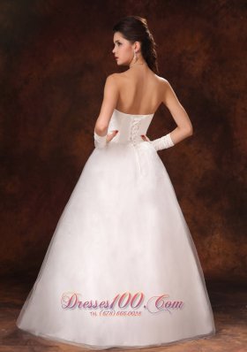 Custom Made Nice Floor-length Wedding Gown with Beading