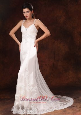 Straps V-neck Lace Wedding Dress Trumpet Brush Train