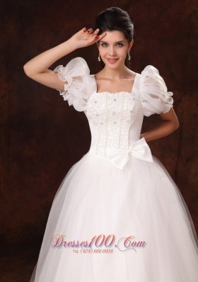 Bubble Sleeve Square Neck A-line Bowknot Wedding Gown