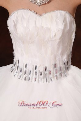 Feather Beaded Decorate Waist Sweetheart Wedding Dress