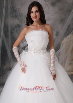 Looking Strapless Wedding Gown Puffy Skirt