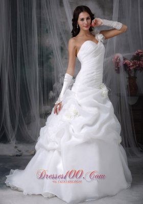 Pick-ups Floor Length One Shoulder Beading Wedding Gowns