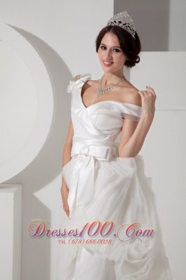 A-line V-neck Satin Bridal Gown Floor Length