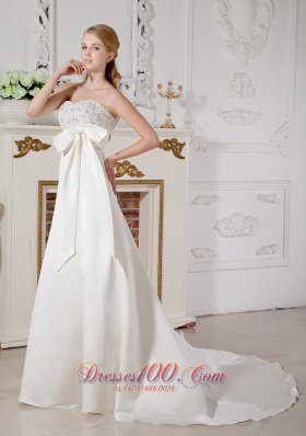 Strapless Wedding Gown Chapel Train Bowknot Champgne