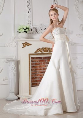 Strapless Wedding Gown Chapel Train Bowknot Champgne