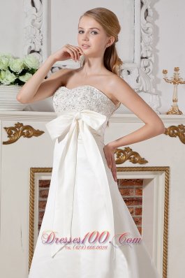 Strapless Wedding Gown Chapel Train Bowknot Champgne