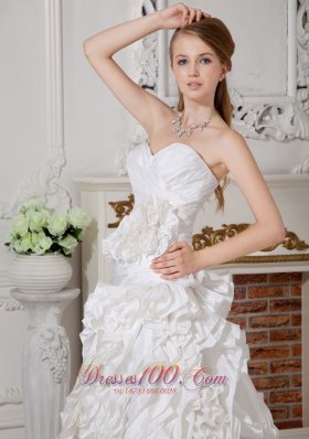 Wedding Dress Sweetheart Rolling Flower Brush Train