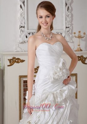 Wedding Dress Sweetheart Rolling Flower Brush Train