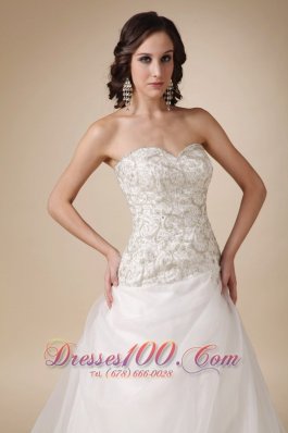 Wedding Gown Sweetheart Court Train Taffeta and Tulle Beading