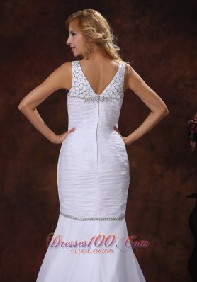 V-neck Mermaid Wedding Dress Ruched Beading