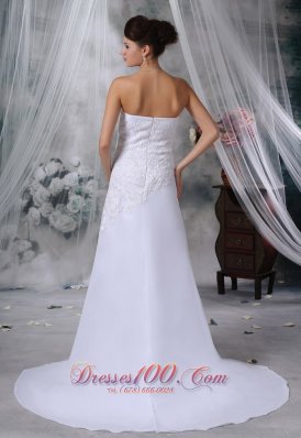 Strapless Lace Decorate Court Train Chiffon Voicedress