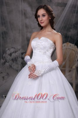 Dramatic V Neck Church Wedding Bridal Gowns Strapless Brush