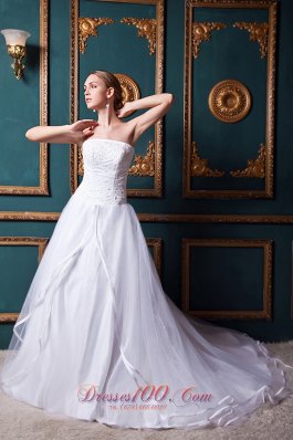 Snow White Church Wedding Dress Strapless Chapel Train