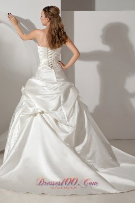 Gorgeous Ruch Beaded Wedding Gowns Sweetheart Chapel Train