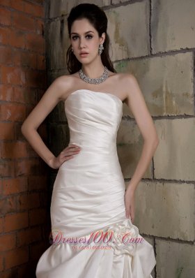 Mermaid Bridal Gown Pleated Strapless Chapel Train