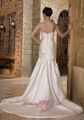 Charming Ruching Mermaid Bridal Gowns Sweetheart Court