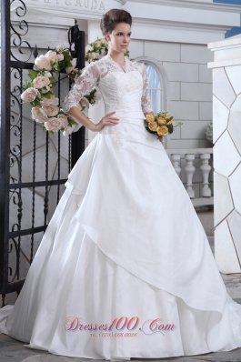 Attractive V-neck Long Sleeves Wedding Dress