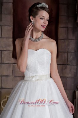 Feather Like Sweetheart Organza Wedding Dress