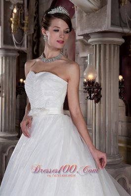 Feather Like Sweetheart Organza Wedding Dress