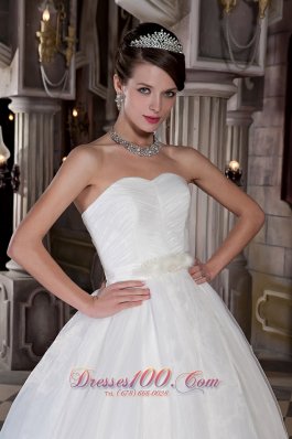 Feather Like Sweetheart Organza Wedding Dress