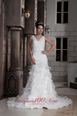 Simple V-neck Ruffled Layers Wedding Dress