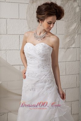 Exquisite Sweetheart Wedding Dress Ruched