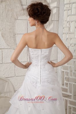 Exquisite Sweetheart Wedding Dress Ruched