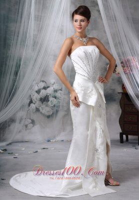 Qualified Satin Mermaid Strapless Beaded Wedding Dress